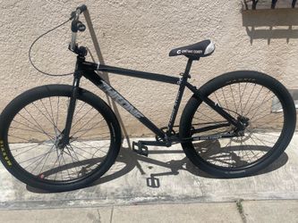 black throne 29 inch