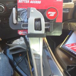 Milwaukee offset pipe wrench 14"