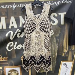 SPARKLES Black/Gold/Silver Sequin Geometric Mesh V-Neck Cocktail Dress M