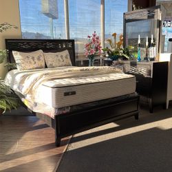 Bedroom Set (4 pieces)