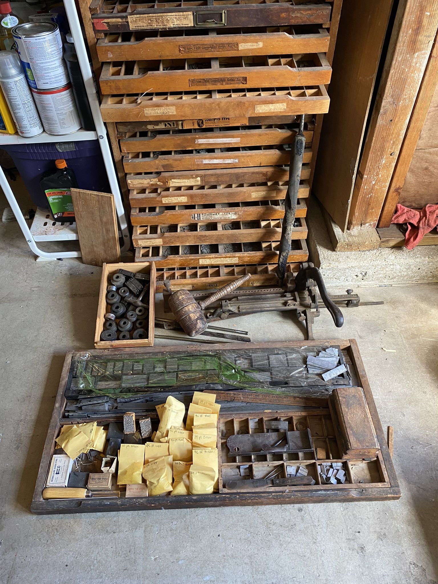Antique Printing Press Set