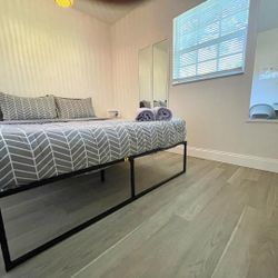 Queen Sized Memory Foam Mattress