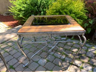 Metal coffee table 22,5-26,5-22’