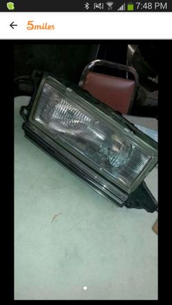 1985-87 Toyota cressida left side headlight