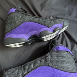Court purple jordan 13 size 8