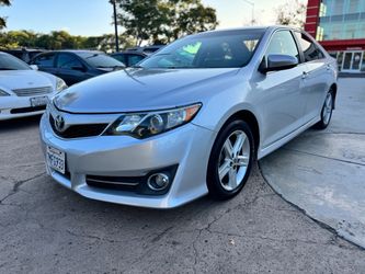 2014 Toyota Camry SE
