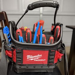 Milwaukee Packout Structured Tote 10”