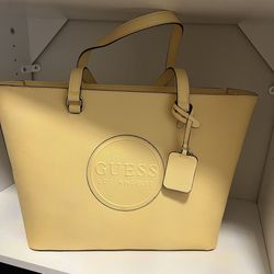 Guess Tote Authentic 100%
