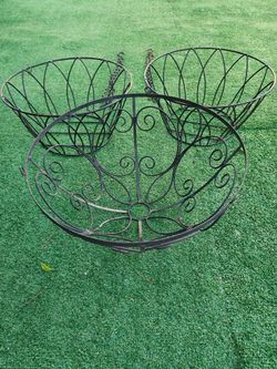Metal Hanging Baskets 