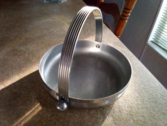 CHASE 1930's RUSSELL WRIGHT ART DECO HANDLED  DISH