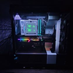 High-End Gaming PC – Ryzen 7 7800X3D | RX 9070 XT | 32GB DDR5 | 1TB NVMe