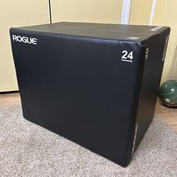Rogue Plyo Box! Like new!