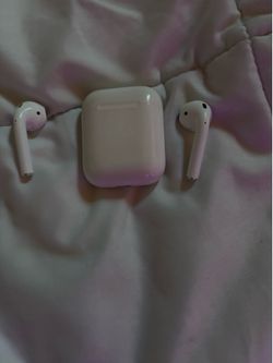AirPods