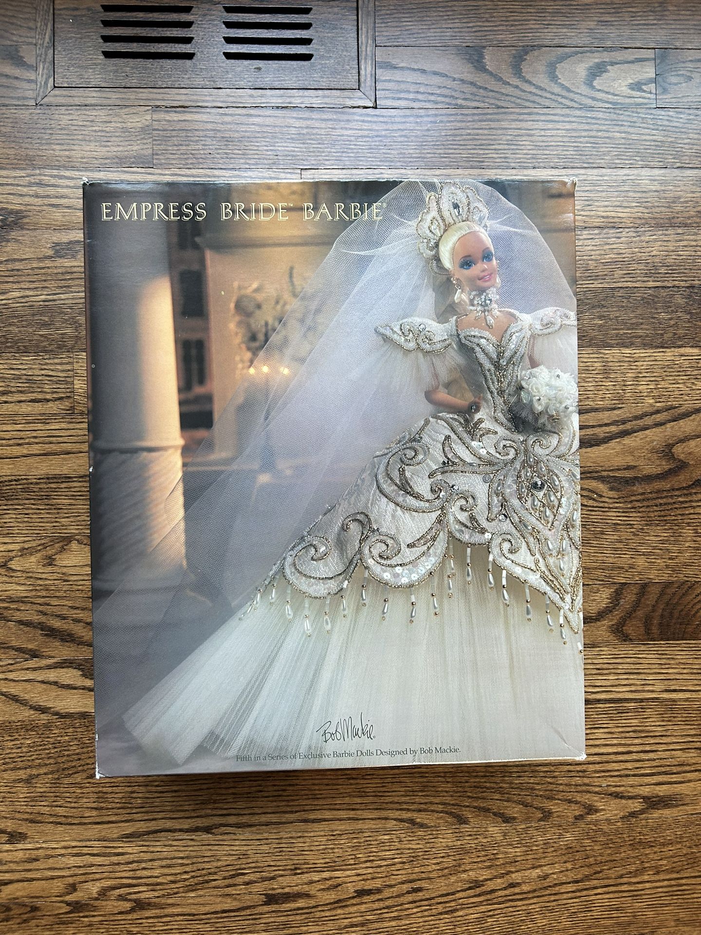 Mint Designer Bob Mackie Beautiful Empress Bride Barbie Doll w/Shipper Box 1992