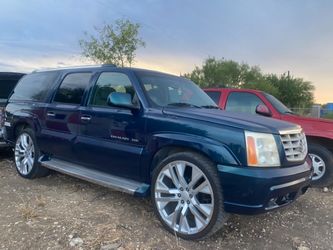 Parts 2005 Escalade ESV 