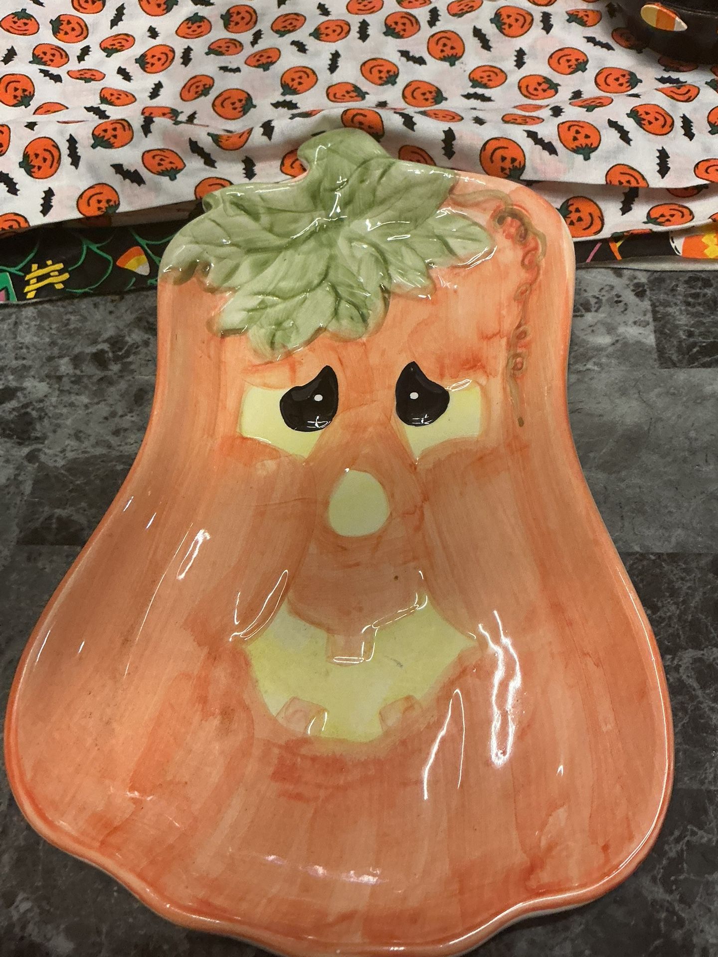 Vintage pumpkin dish 12"x7"