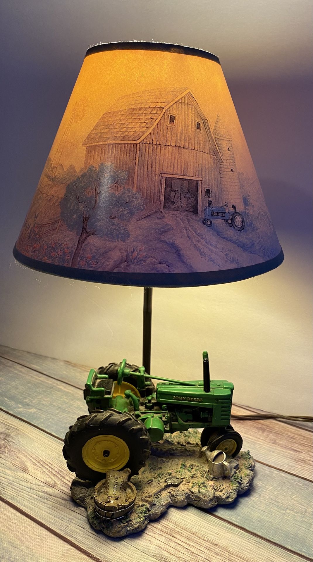 John Deere Tractor Lamp With Shade