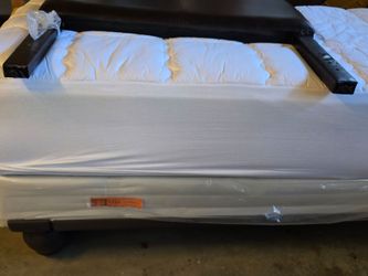 Single Bed with Box  Spring  still in plastic wrap from store