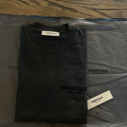 Essentials Fear Of God Shirt Men’s Small