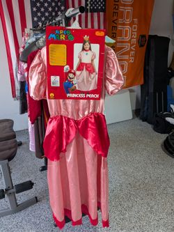Princess Peach Costume
