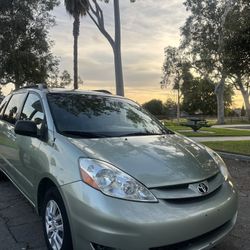 2009 Toyota Sienna