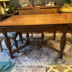 Antique Oak Table And Chairs 