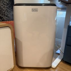 Black And Decker AC 6000 BTU Air Conditioner