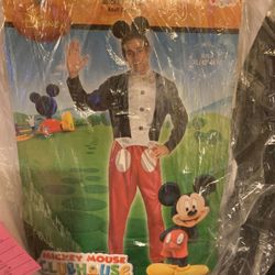Brand new Mickey Mouse costume for a man for Halloween