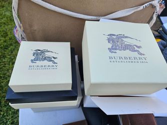 Burberry watch box