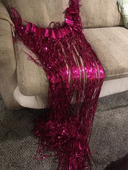 Fringe drape, hot pink