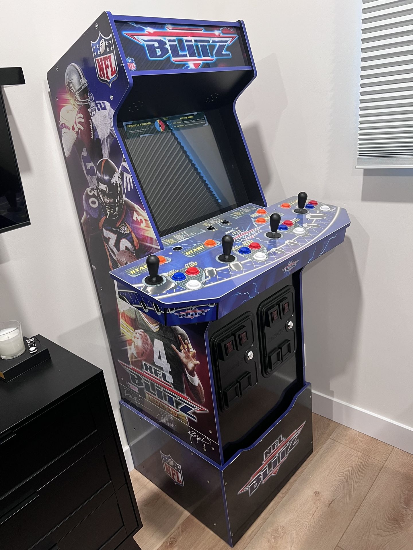 Blitz One Up Arcade