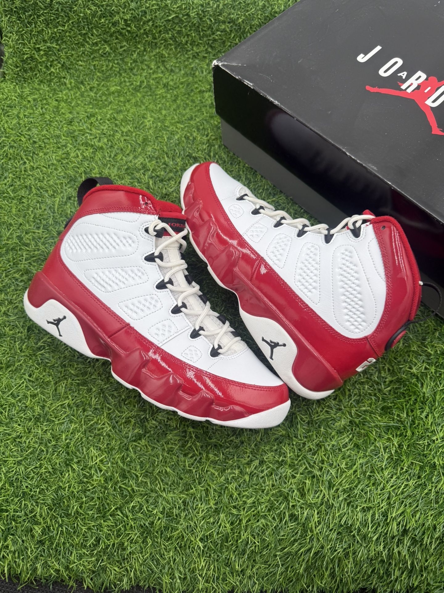 Jordan 9 “Gym Red” Size 8.5
