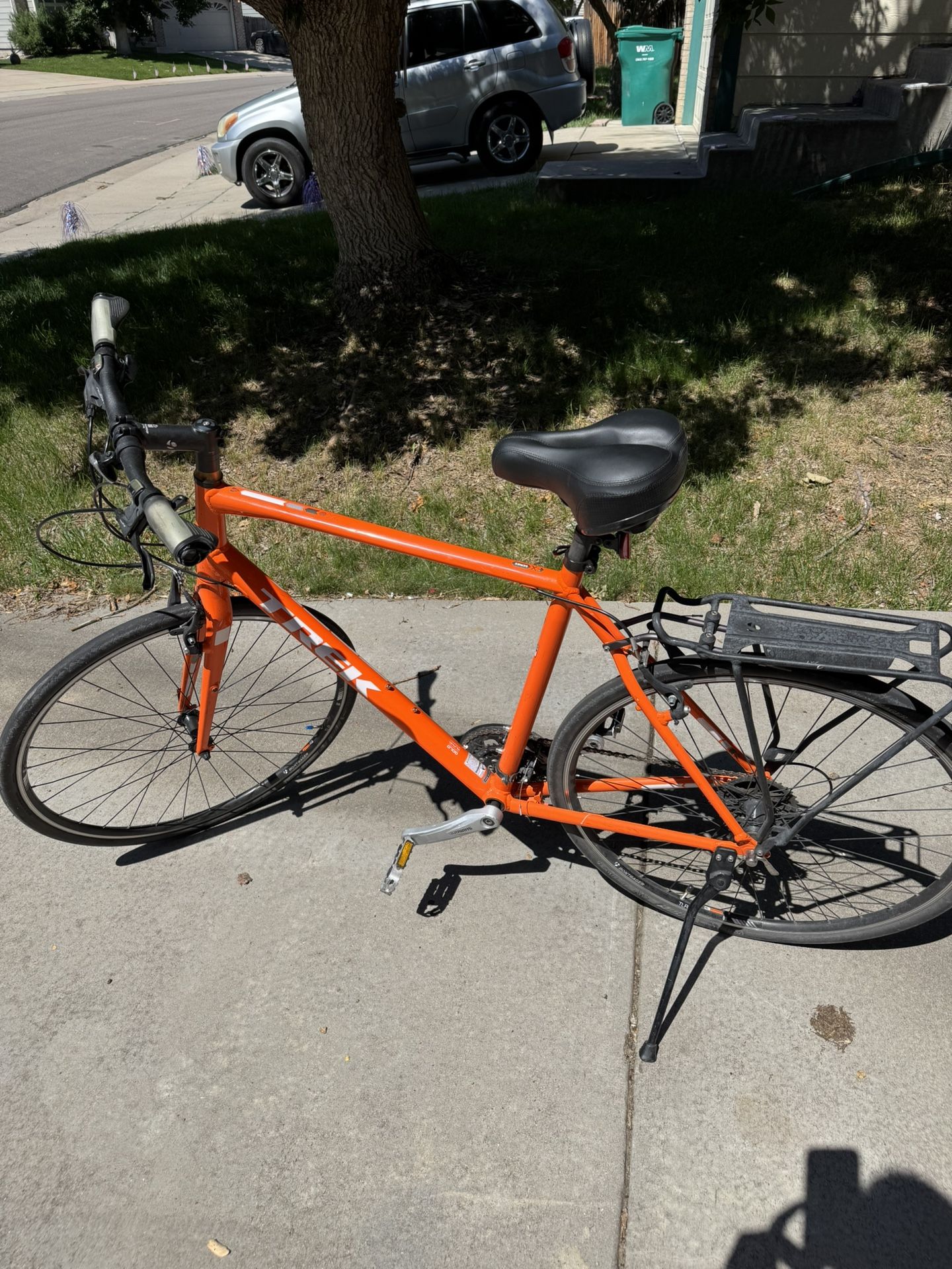 Trek Road Bike — FX Series 7.4 — Size Large (22.5) 