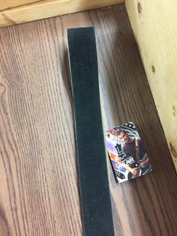 Levy’s black suede Saxophone strap