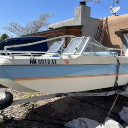 1981 Sea Sprite Boat
