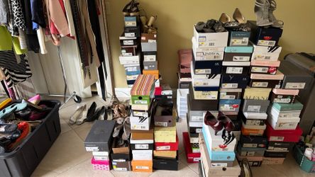 Ladies Shoes Size 8 And 8 1/2