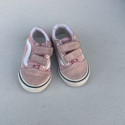 size 4 pink vans