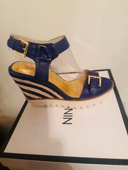 New Nine West Blue Size 8.5