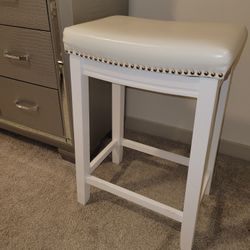 white vinyl stool