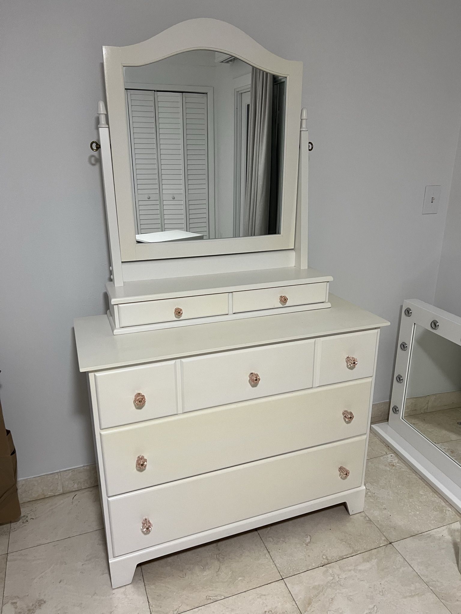 Pottery Barn White Dresser With Standing Vanity Mirror On Top. Originally Over 1.8k.