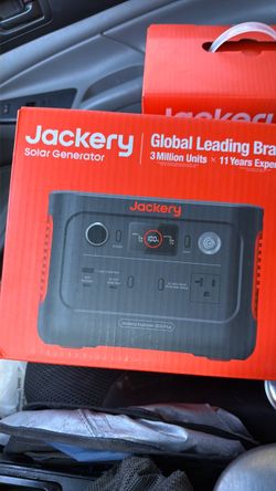 Jackery Explorer 300 Plus Solar Generator