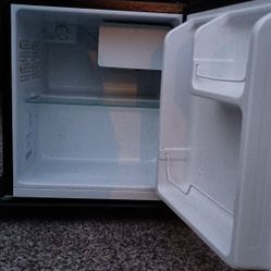 Refrigerator Working Great, Like New, $39 And Rolling Table $9