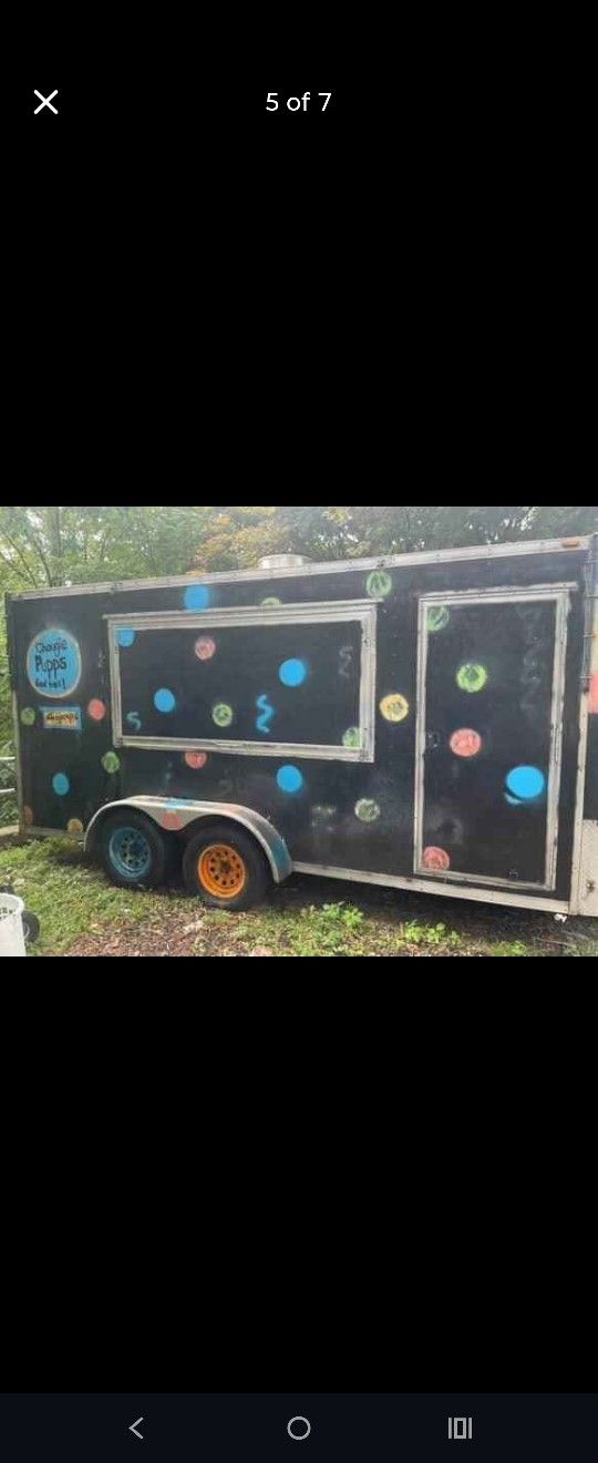 Food Trailer 