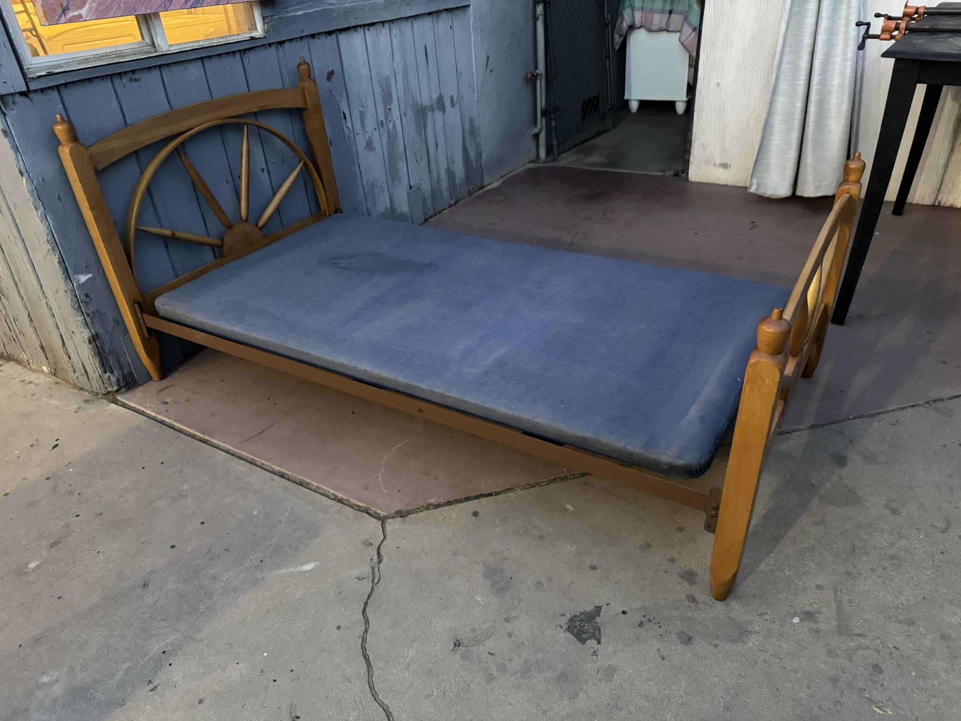 Solid Wood Twin Bed Frame In Good Condition 