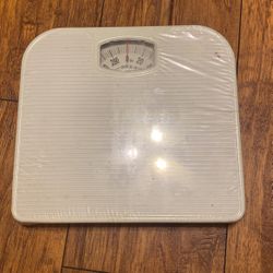 Weight scale