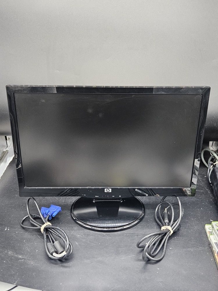 HP S2031 20" LCD Computer Monitor + Stand With VGA & Power Cables