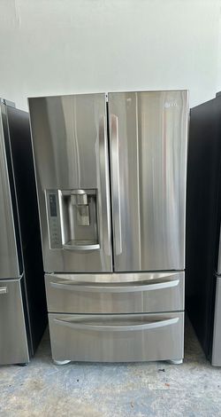 LG 4-Door Refrigerator (French Door Fridge with Drawer Freezer) - Ice Maker Energy Star