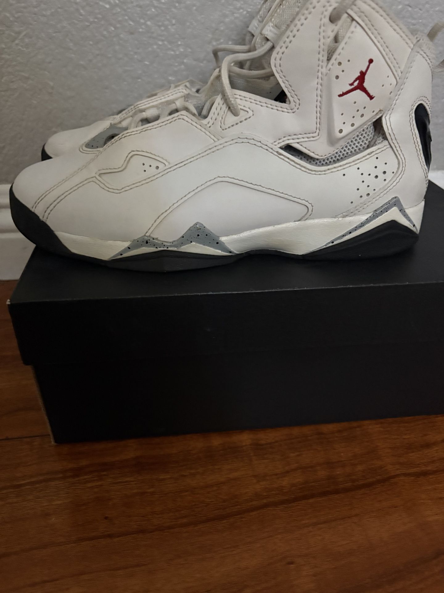 JORDAN TRUE FLIGHT (GS)