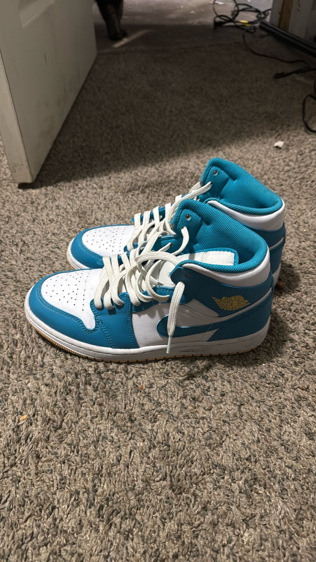 Air Jordan Retro High Og Blue And Yellow