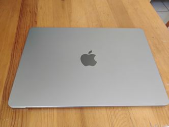Apple Mac Book